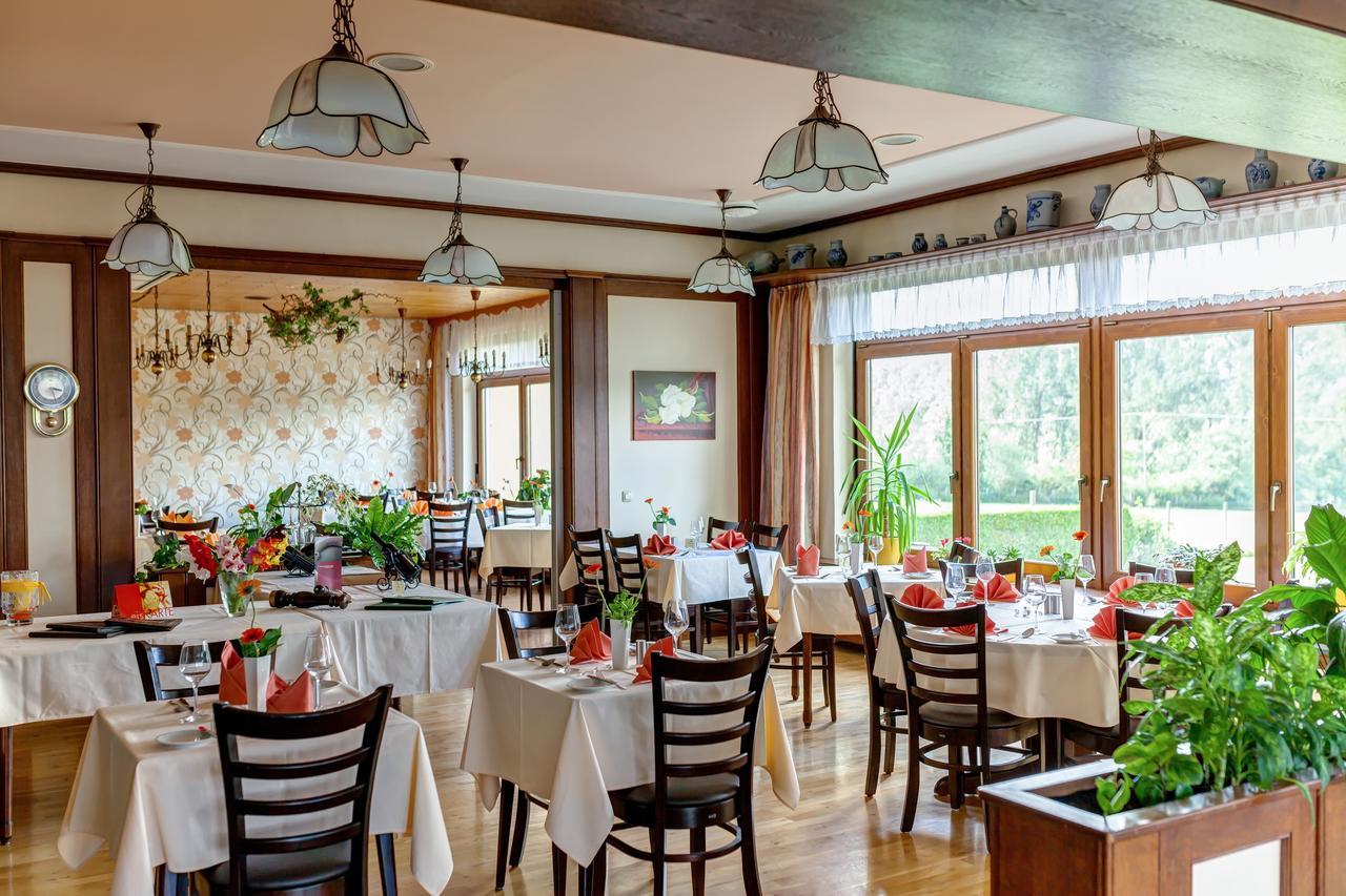 Hotel Schoos Fleringen Εξωτερικό φωτογραφία